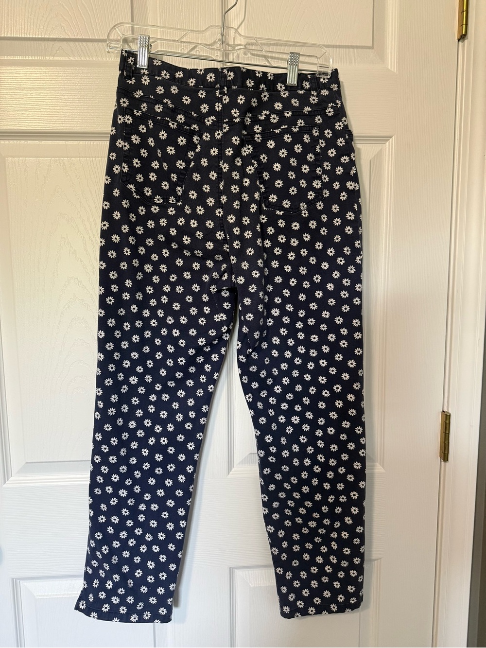 Jones New York Sport Navy Slim Pants with Flower Detail- 10 - Picture 4 of 6